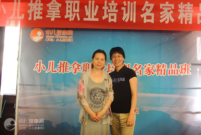 重慶市沙坪壩區(qū)中醫(yī)院兒科小兒推拿醫(yī)生王欲明